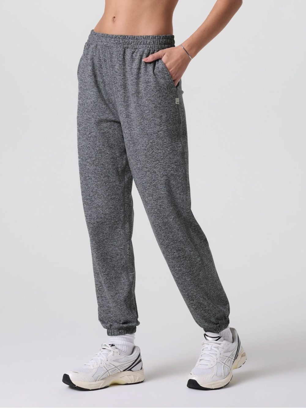 Vuori boyfriend jogger size SMALL